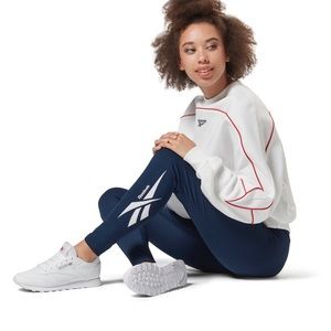 NWT Reebok classic navy leggings size medium